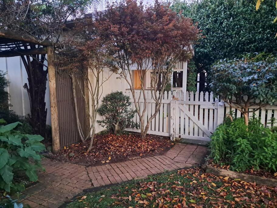 Secret Cottage Waitara Luaran gambar